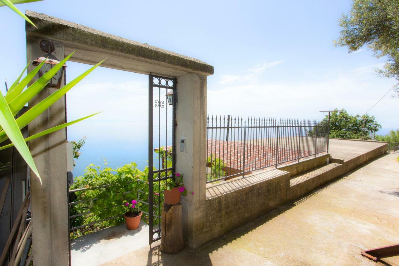 "Casalena" Villa A Furore Amalfi Coast Con Grande Terrazzo E Vista Sul Mare Exterior foto